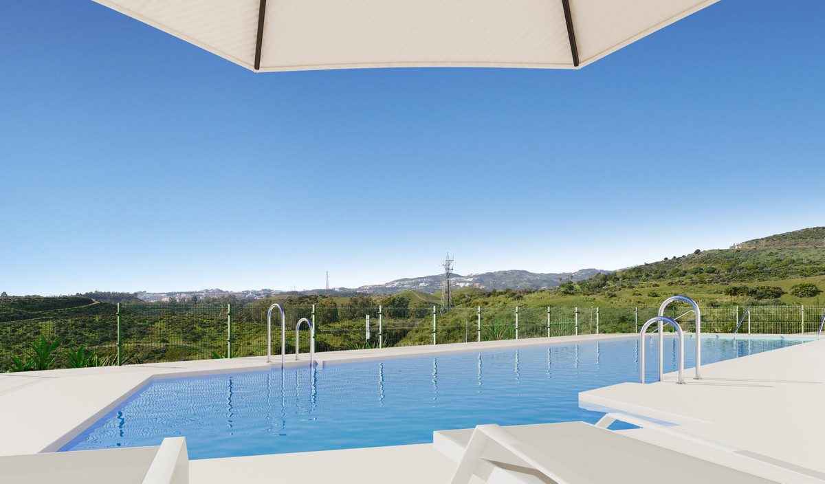Ground Floor Apartment in Mijas, Costa del Sol – 2 beds – 365000 € - photo 2 of 22