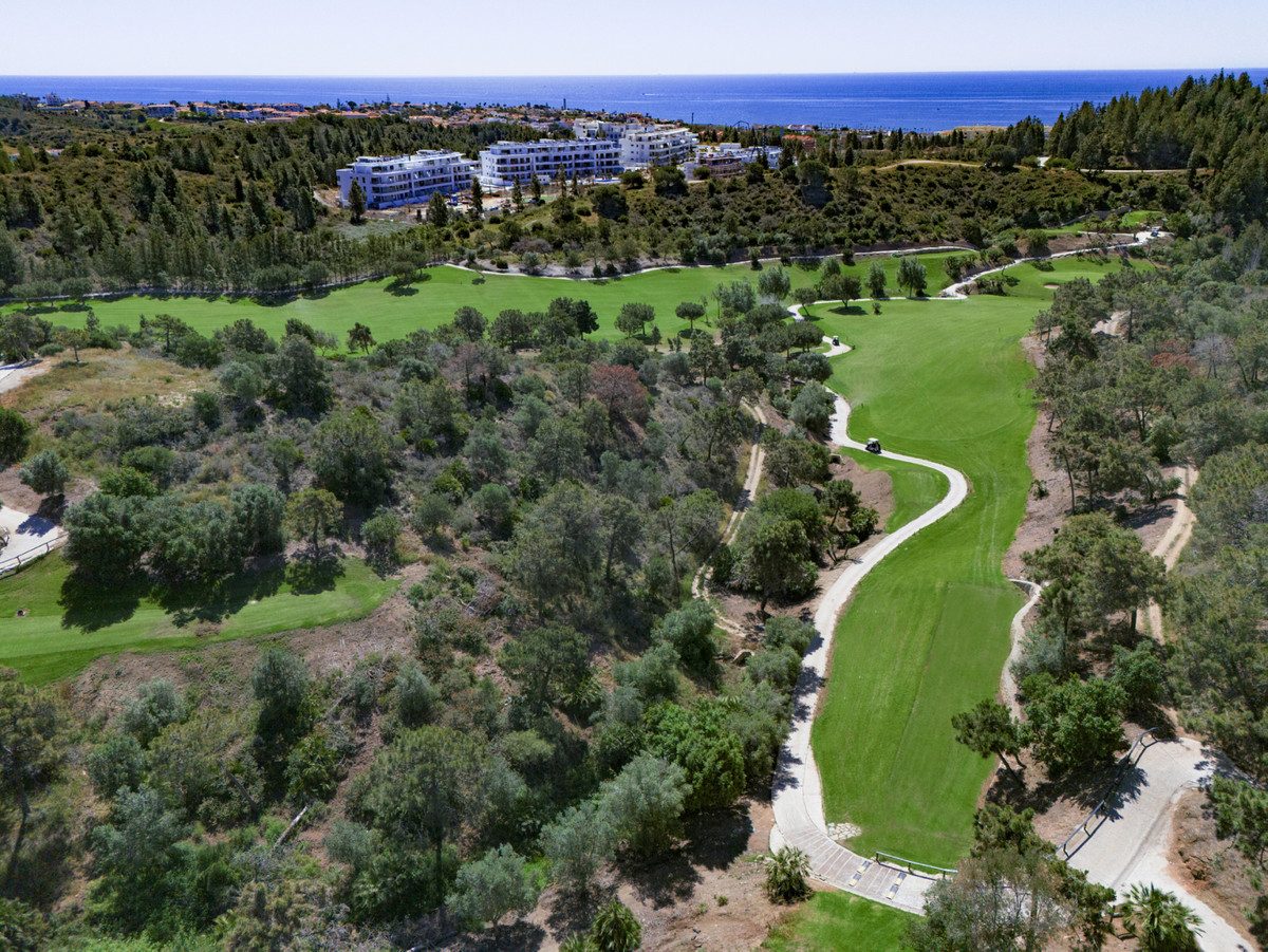 Ground Floor Apartment in Mijas, Costa del Sol – 2 beds – 365000 € - photo 15 of 22