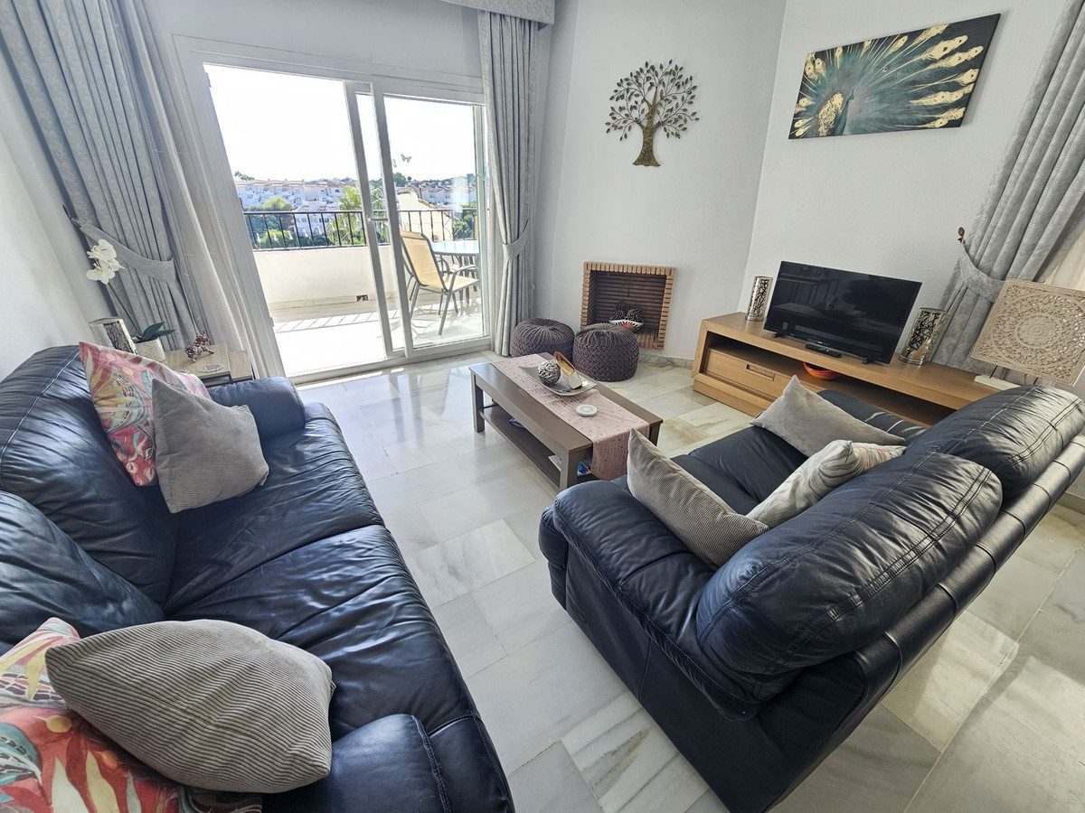 Middle Floor Apartment in Mijas, Costa del Sol – 2 beds – 289000 € - photo 11 of 34