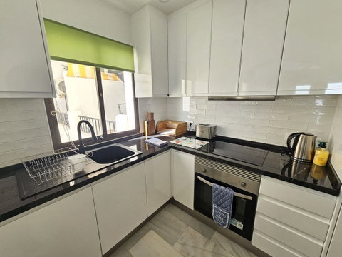 Middle Floor Apartment in Mijas, Costa del Sol – 2 beds – 289000 € - photo 17 of 34