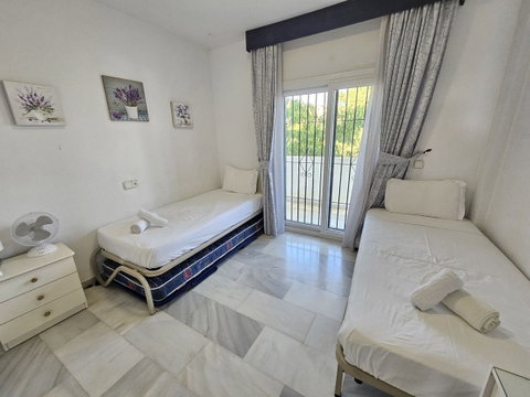 Middle Floor Apartment in Mijas, Costa del Sol – 2 beds – 289000 € - photo 25 of 34