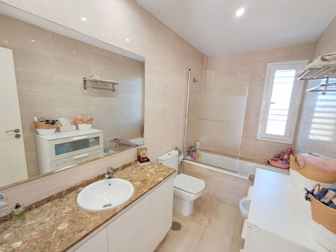 Townhouse in Torremolinos, Costa del Sol – 3 beds – 399000 € - photo 23 of 34