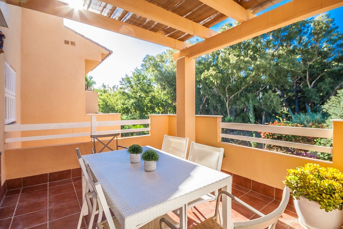 Middle Floor Apartment in Marbella, Costa del Sol – 3 beds – 495000 € - photo 1 of 11