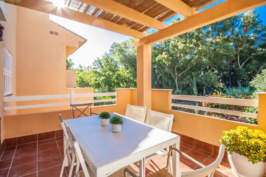 Middle Floor Apartment in Marbella, Costa del Sol – 3 beds – 495000 € - photo 1 of 11