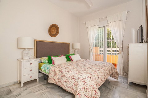 Middle Floor Apartment in Marbella, Costa del Sol – 3 beds – 495000 € - photo 4 of 11
