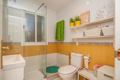 Middle Floor Apartment in Marbella, Costa del Sol – 3 beds – 495000 € - photo 6 of 11