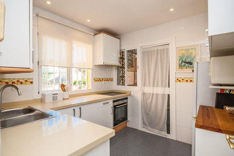 Middle Floor Apartment in Marbella, Costa del Sol – 3 beds – 495000 € - photo 8 of 11