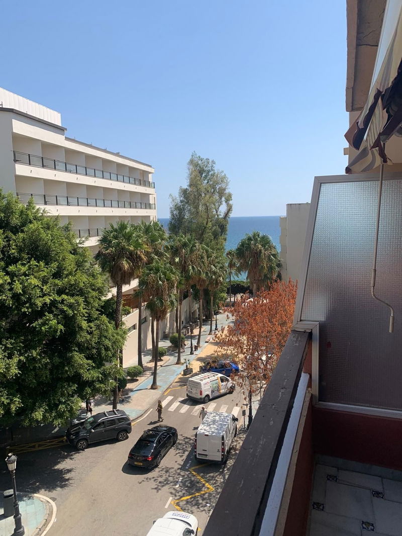 Middle Floor Apartment in Marbella, Costa del Sol – 2 beds – 500000 €