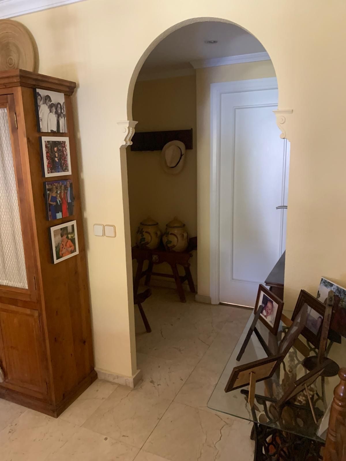 Middle Floor Apartment in Marbella, Costa del Sol – 2 beds – 500000 € - photo 11 of 21