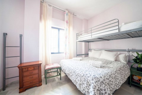 Middle Floor Apartment in Marbella, Costa del Sol – 3 beds – 1200000 € - photo 10 of 31