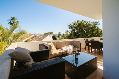 Middle Floor Apartment in Marbella, Costa del Sol – 3 beds – 1200000 € - photo 16 of 31