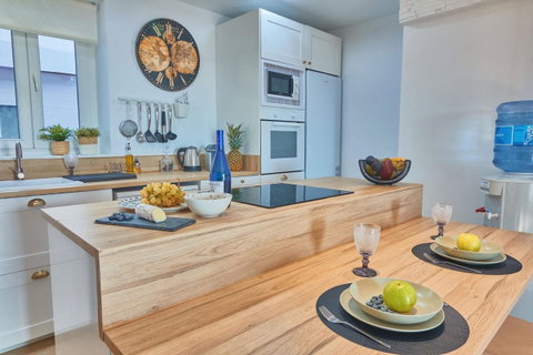 Middle Floor Apartment in Manilva, Costa del Sol – 2 beds – 320000 € - photo 4 of 10