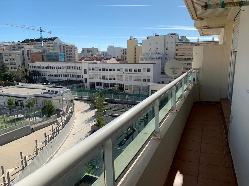 Middle Floor Apartment in Marbella, Costa del Sol – 2 beds – 400000 €