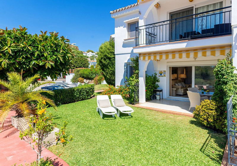 Ground Floor Apartment in El Paraiso, Costa del Sol – 2 beds – 329000 €