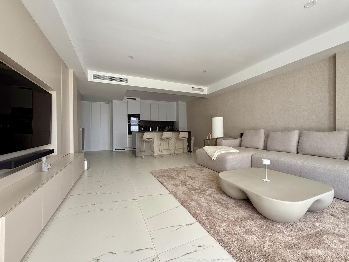 Ground Floor Apartment in Casares, Costa del Sol – 2 beds – 649000 € - photo 1 of 20