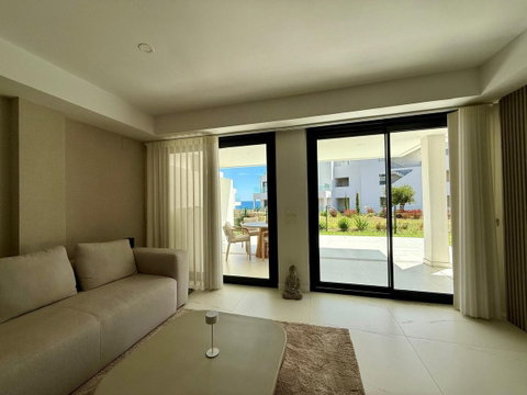 Ground Floor Apartment in Casares, Costa del Sol – 2 beds – 649000 € - photo 3 of 20