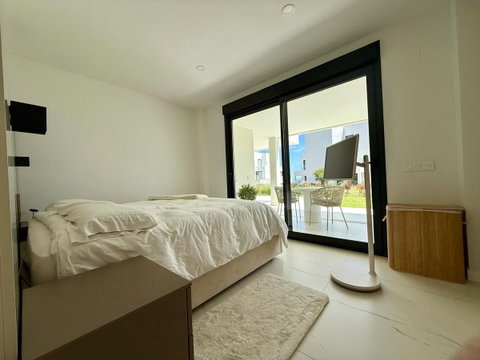 Ground Floor Apartment in Casares, Costa del Sol – 2 beds – 649000 € - photo 11 of 20