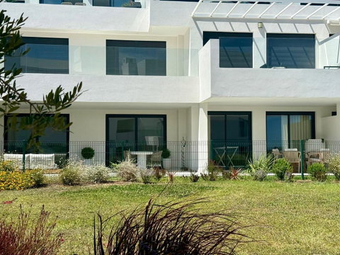 Ground Floor Apartment in Casares, Costa del Sol – 2 beds – 649000 € - photo 17 of 20