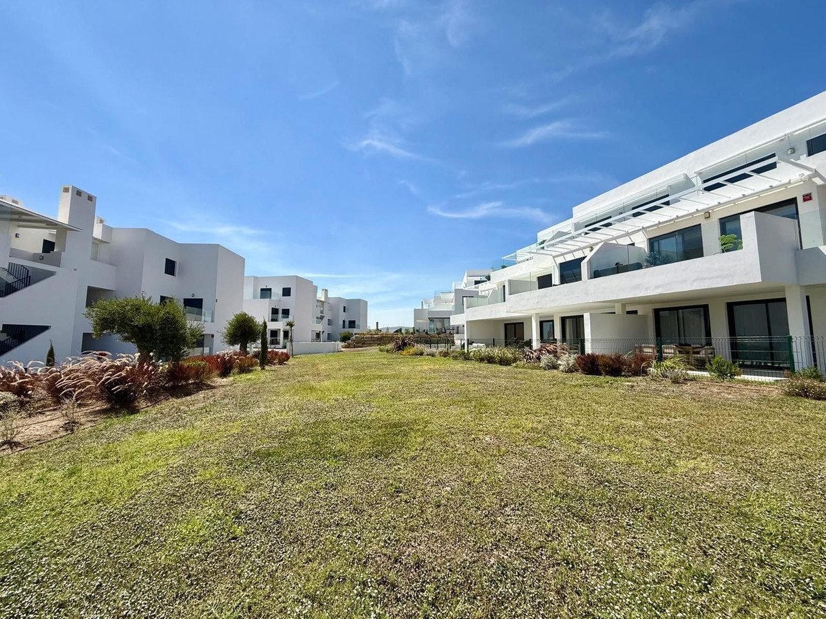Ground Floor Apartment in Casares, Costa del Sol – 2 beds – 649000 € - photo 20 of 20