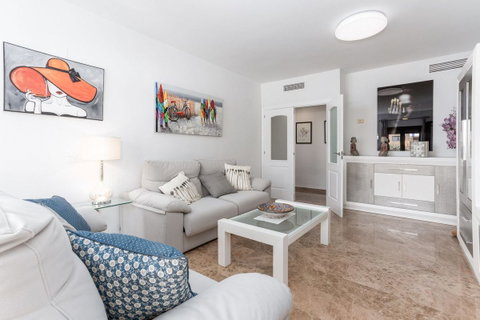 Middle Floor Apartment in Marbella, Costa del Sol – 2 beds – 580000 € - photo 14 of 37