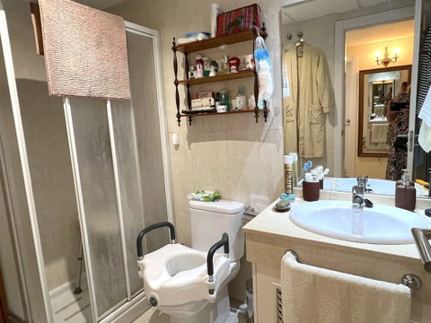 Middle Floor Apartment in Marbella, Costa del Sol – 1 beds – 400000 € - photo 8 of 13