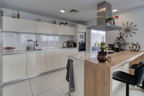 Detached Villa in Benalmadena, Costa del Sol – 4 beds – 1295000 € - photo 6 of 61
