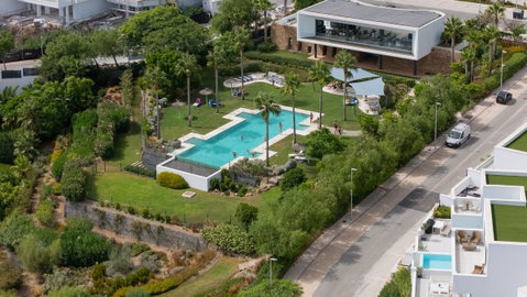 Detached Villa in Benalmadena, Costa del Sol – 4 beds – 1295000 € - photo 50 of 61