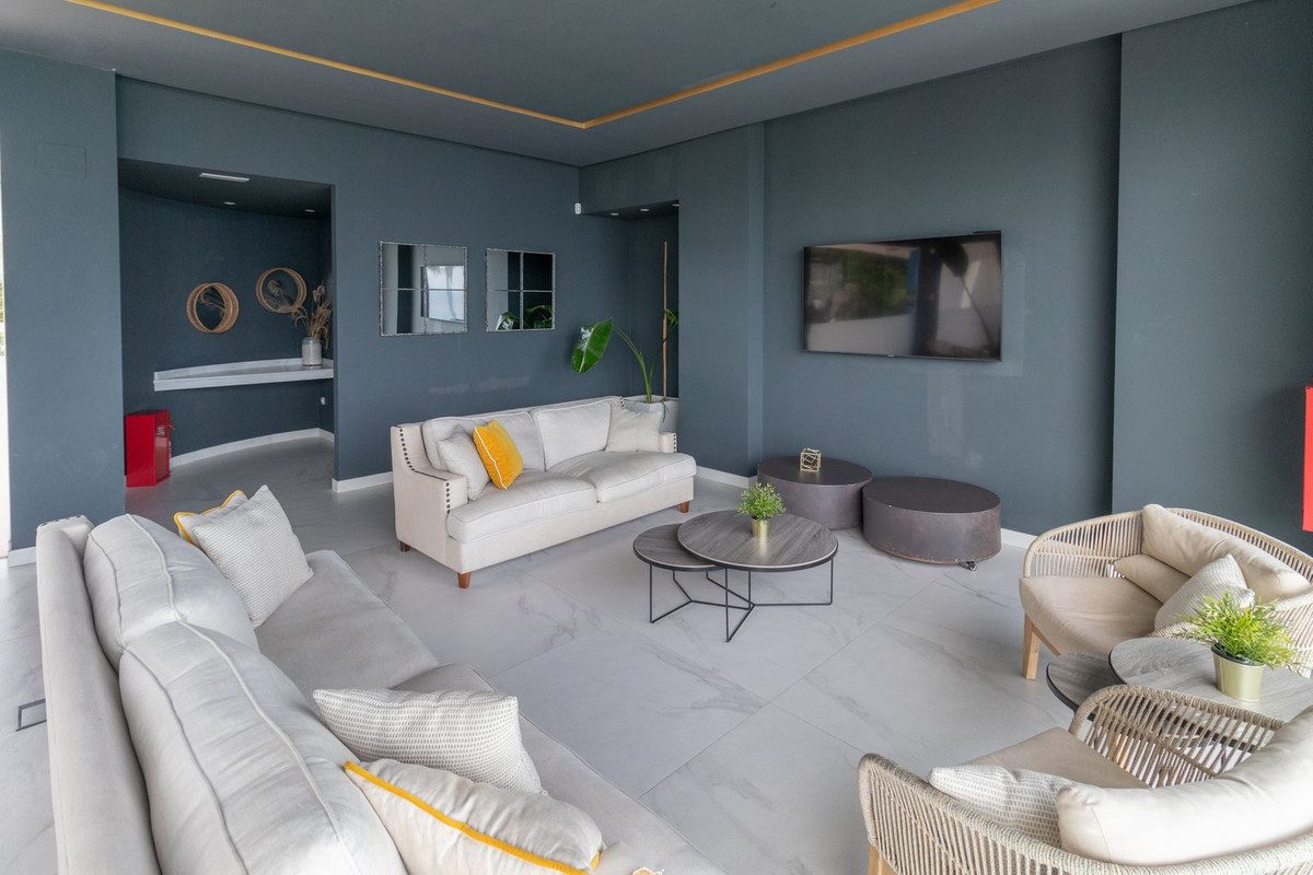 Detached Villa in Benalmadena, Costa del Sol – 4 beds – 1295000 € - photo 53 of 61
