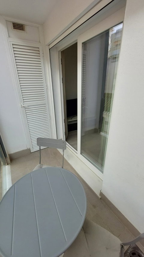 Middle Floor Apartment in Fuengirola, Costa del Sol – 1 beds – 295000 € - photo 6 of 10