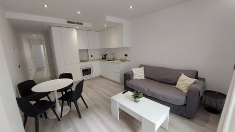 Middle Floor Apartment in Fuengirola, Costa del Sol – 1 beds – 295000 € - photo 9 of 10