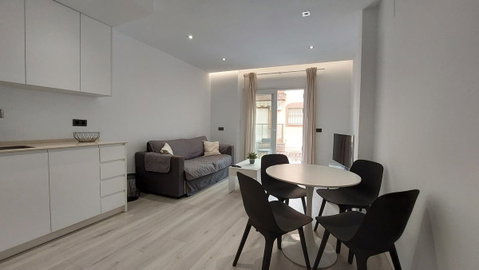 Middle Floor Apartment in Fuengirola, Costa del Sol – 1 beds – 295000 € - photo 10 of 10