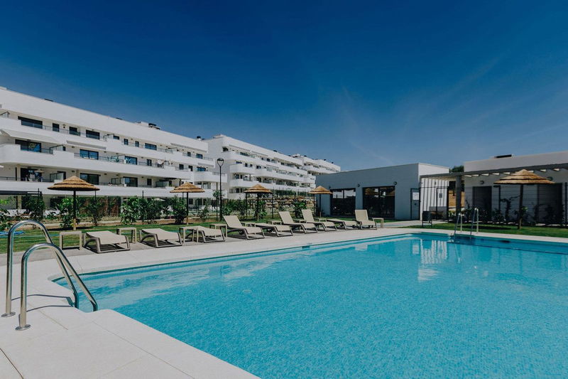 Ground Floor Apartment in Estepona, Costa del Sol – 2 beds – 450000 €