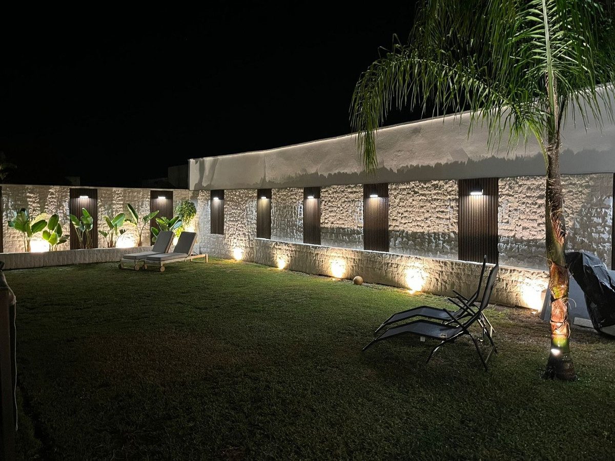 Detached Villa in Estepona, Costa del Sol – 3 beds – 1800000 € - photo 53 of 54