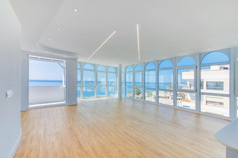 Penthouse in Estepona, Costa del Sol – 3 beds – 1150000 €