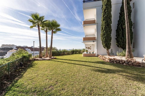 Ground Floor Apartment in Mijas, Costa del Sol – 3 beds – 595000 € - photo 8 of 38