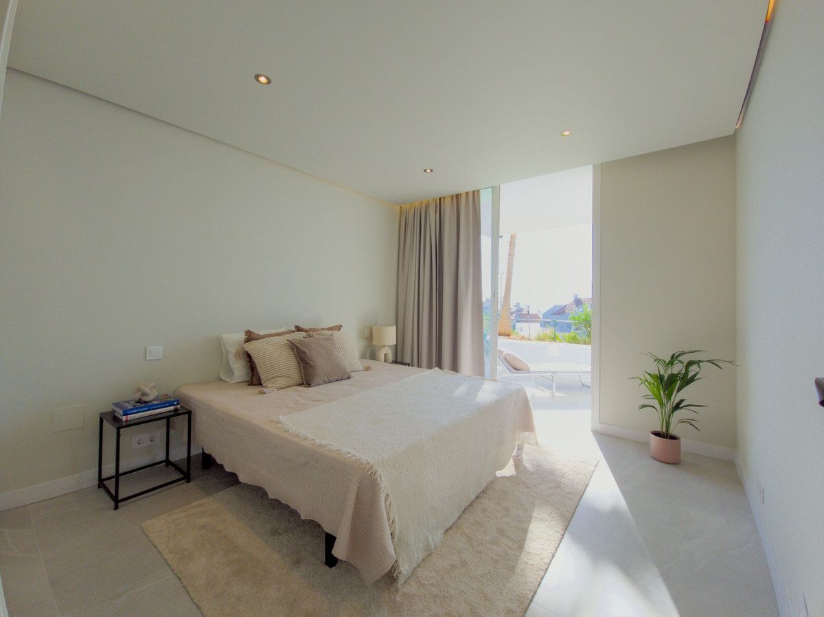 Ground Floor Apartment in Mijas, Costa del Sol – 3 beds – 595000 € - photo 17 of 38