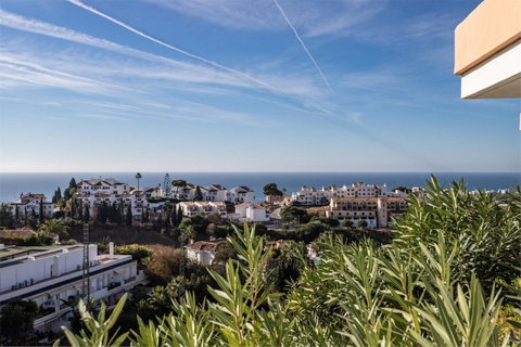 Ground Floor Apartment in Mijas, Costa del Sol – 3 beds – 595000 € - photo 35 of 38
