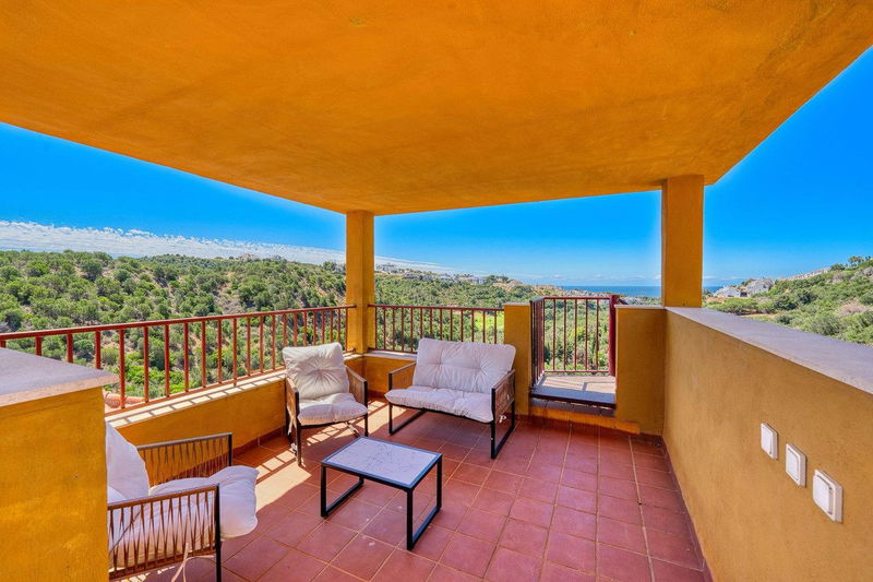 Penthouse Duplex in Marbella, Costa del Sol – 2 beds – 350000 €