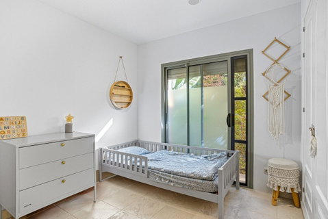 Ground Floor Apartment in Estepona, Costa del Sol – 2 beds – 450000 € - photo 12 of 25