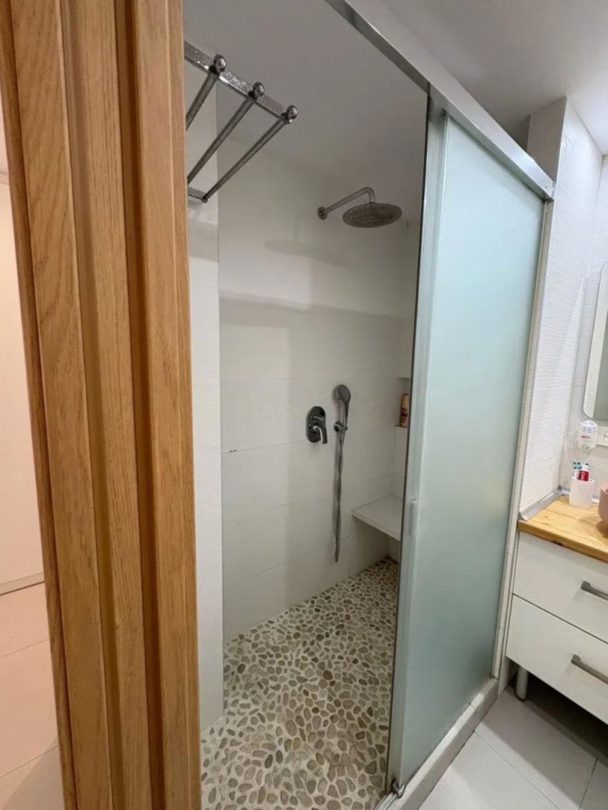 Middle Floor Apartment in Marbella, Costa del Sol – 2 beds – 395000 € - photo 18 of 24