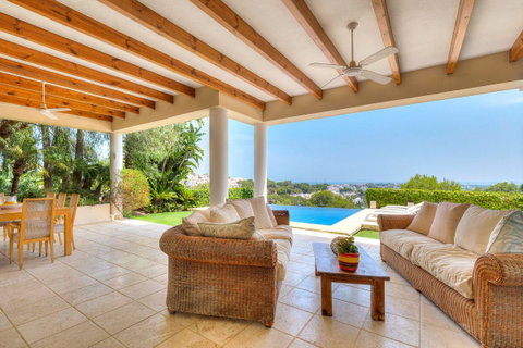 Detached Villa in Benahavís, Costa del Sol – 5 beds – 3950000 € - photo 13 of 26