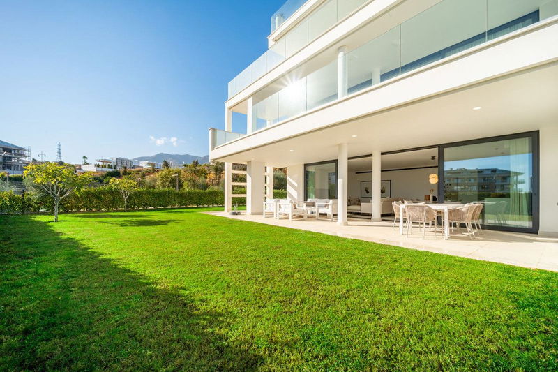 Ground Floor Apartment in Fuengirola, Costa del Sol – 3 beds – 759000 €