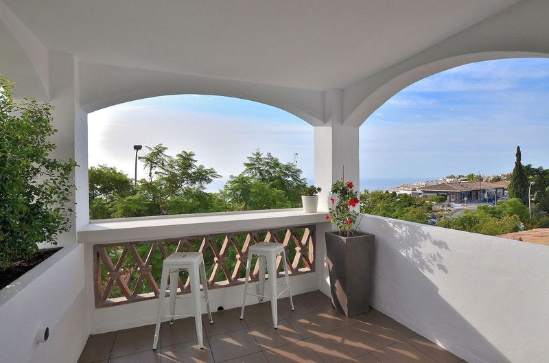 Middle Floor Apartment in Benalmadena, Costa del Sol – 2 beds – 359000 €