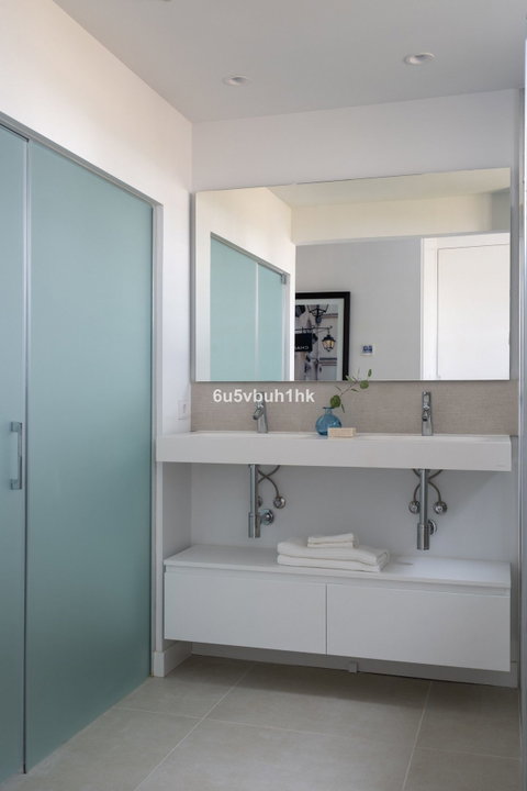 Middle Floor Apartment in Fuengirola, Costa del Sol – 3 beds – 795000 € - photo 28 of 35
