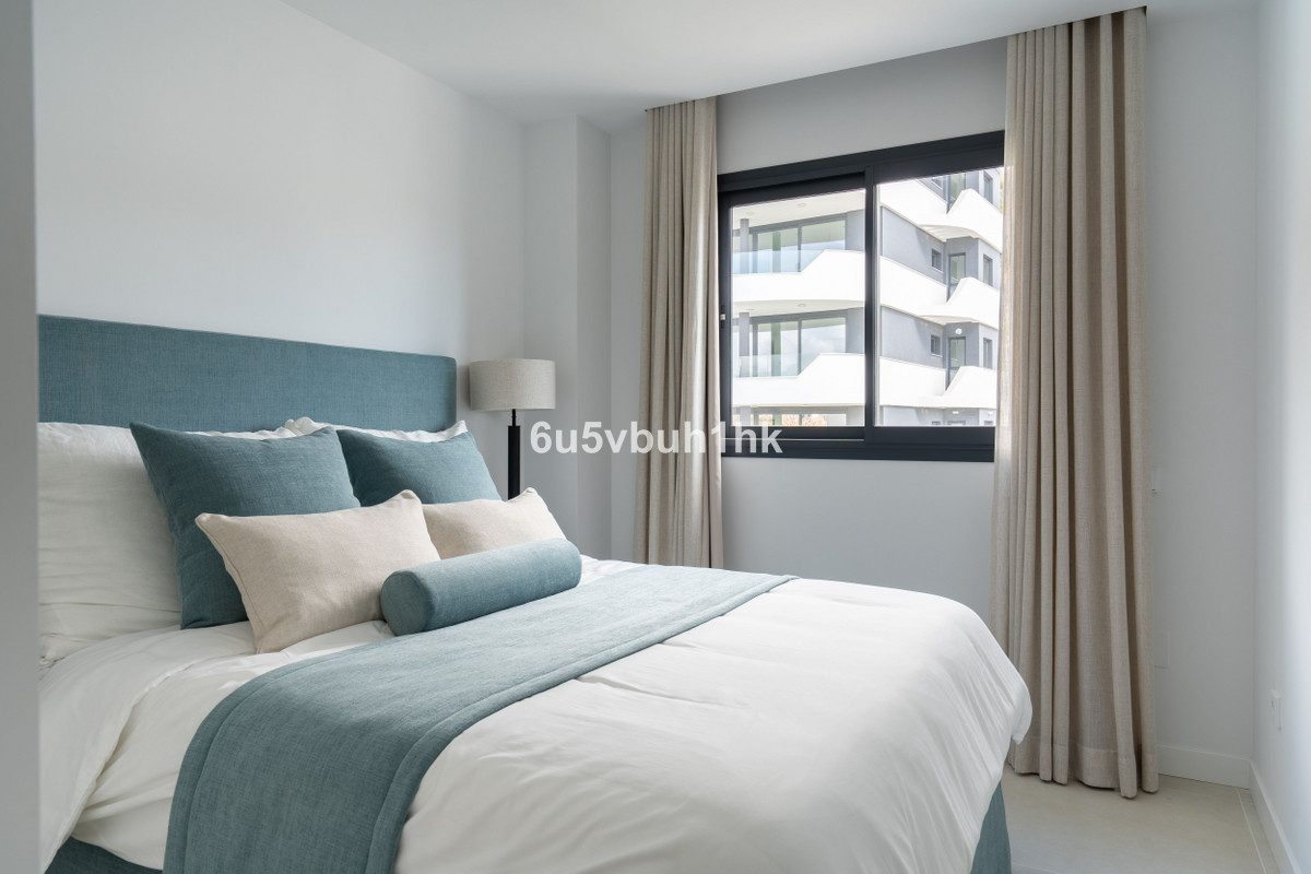 Middle Floor Apartment in Fuengirola, Costa del Sol – 3 beds – 795000 € - photo 32 of 35