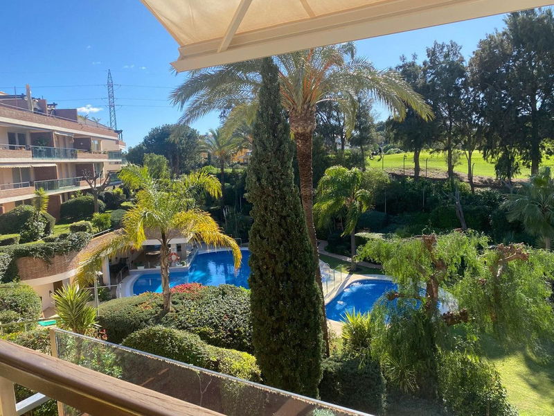 Middle Floor Apartment in Mijas, Costa del Sol – 2 beds – 360000 €