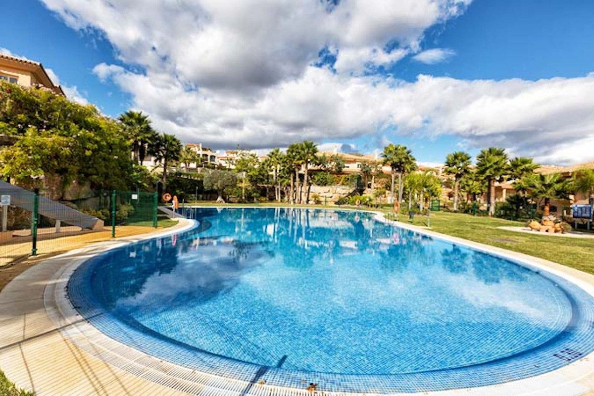 Semi-Detached House in Mijas, Costa del Sol – 4 beds – 579000 € - photo 9 of 41
