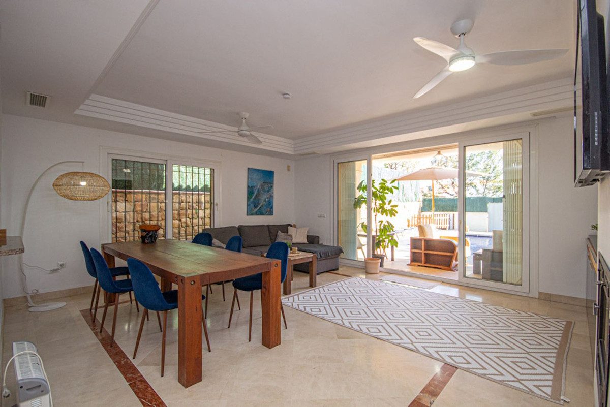 Semi-Detached House in Mijas, Costa del Sol – 4 beds – 579000 € - photo 12 of 41