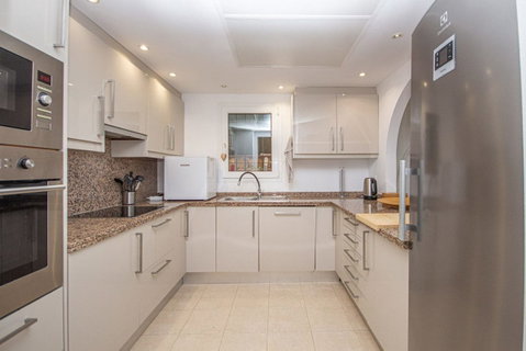 Semi-Detached House in Mijas, Costa del Sol – 4 beds – 579000 € - photo 13 of 41