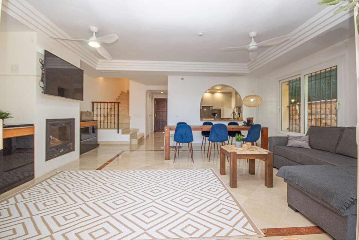 Semi-Detached House in Mijas, Costa del Sol – 4 beds – 579000 € - photo 15 of 41